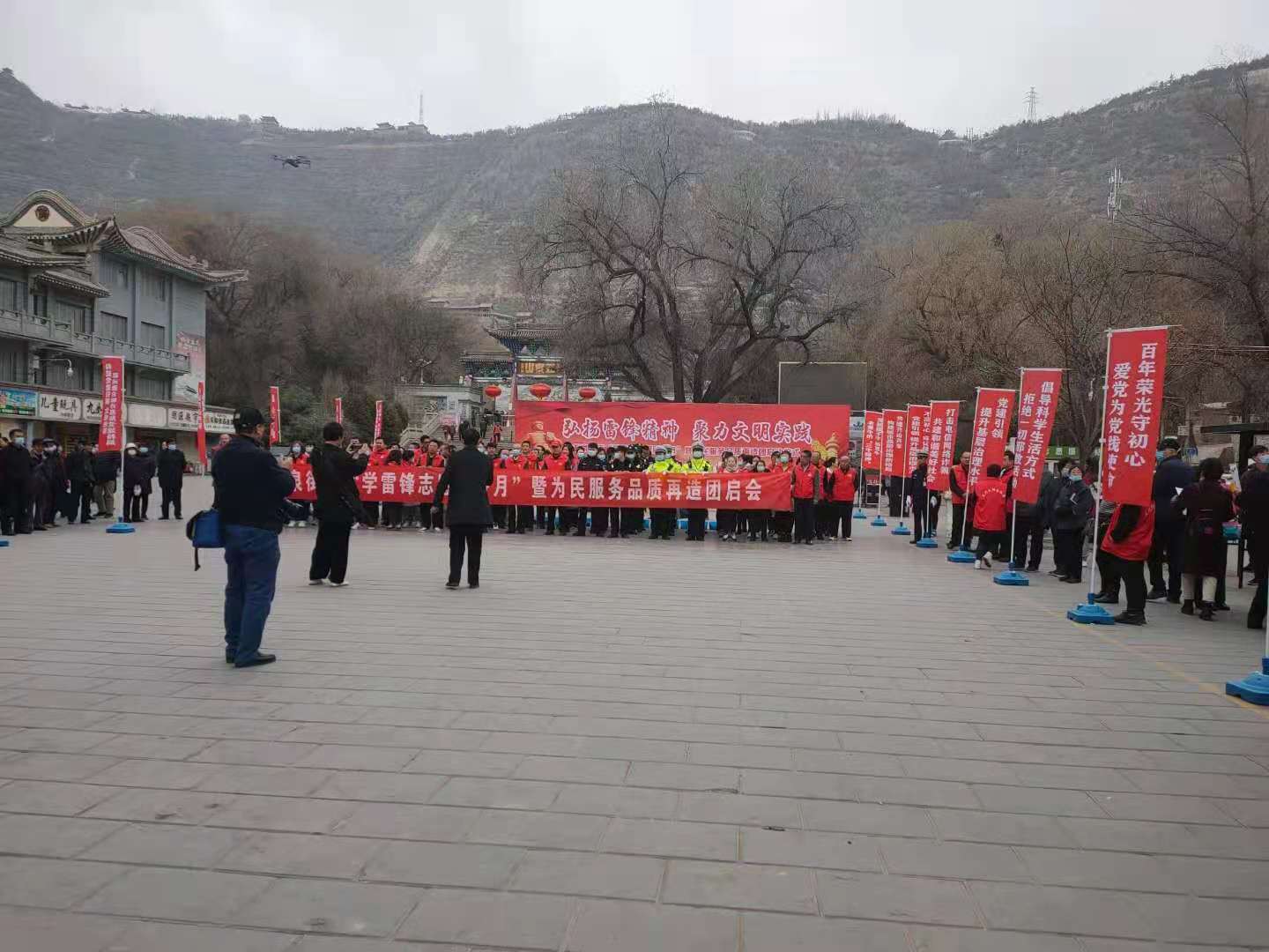 五泉街道开展“学雷锋志愿服务月”活动